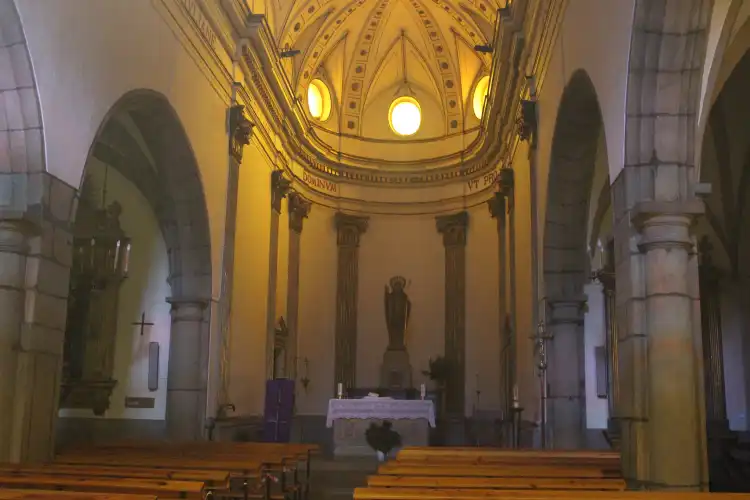Hôtels à : Sant Julia De Vilatorta