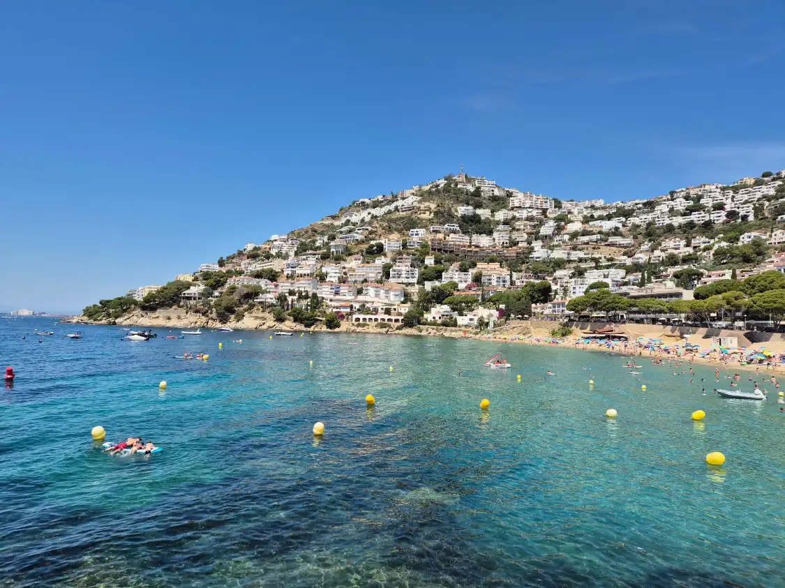 Hotels near Plage Canyelles Petites