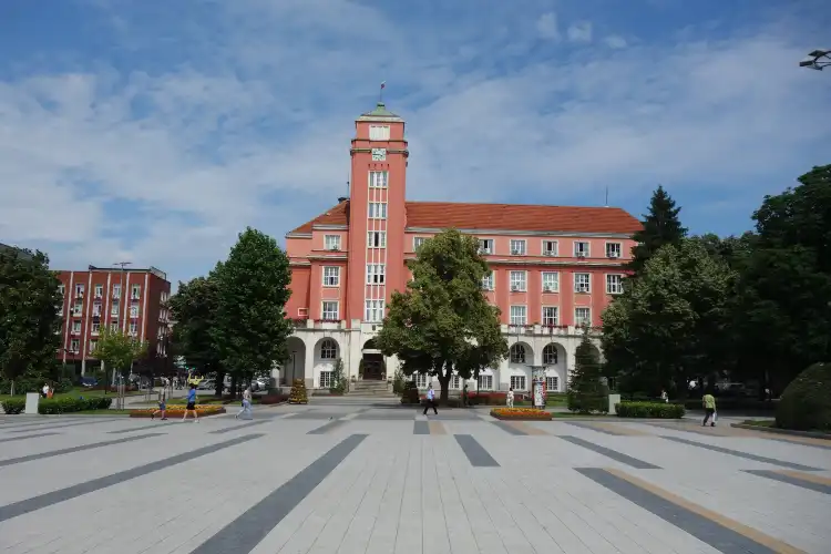 Hotels near Freedom Square