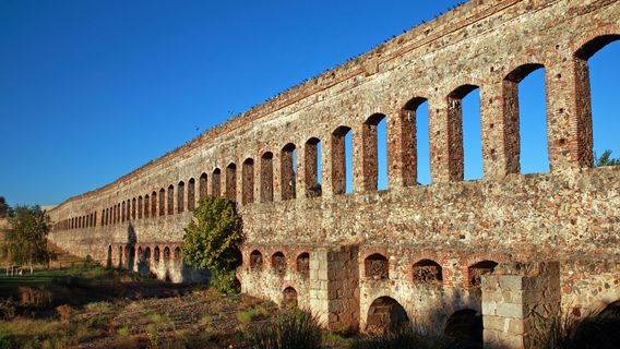 Acueducto de San Lazaro