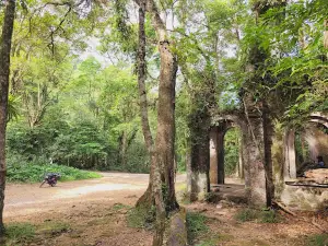 Bavi Church Ruins