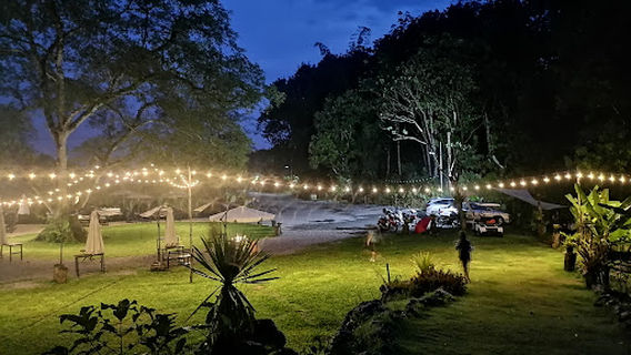 ทับเที่ยงฮิลล์ Tub Tieng Hill