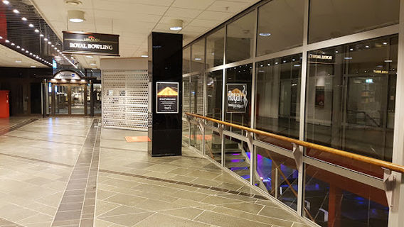 Royal Bowling & Biljard