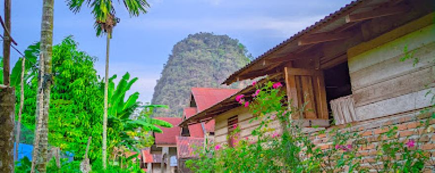 Bukik Godang Taram