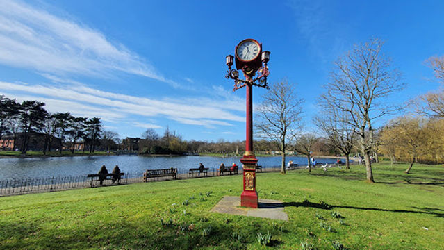 Victoria Park Pond