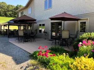 Bemis Bluff Winery