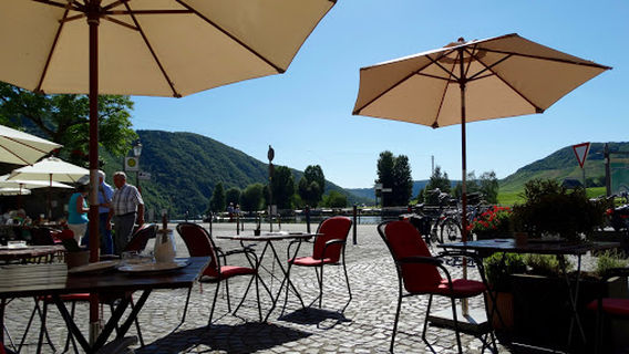 Camping-Schausten - zentrale Lage - Familientradition