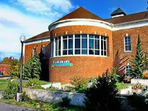 Poplar Bluff Library - Main Branch
