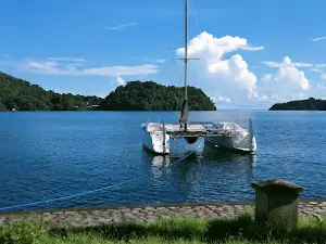 Naira Island