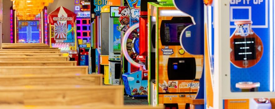 Chuck E. Cheese