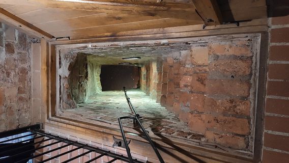 "Old Castle" Penzlin