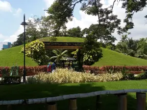 Semmozhi Poonga