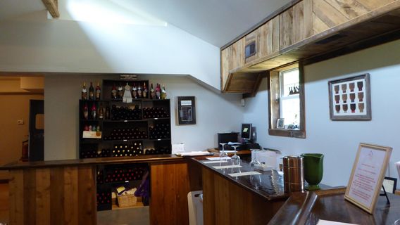 Dry Mill Vineyard & Winery LLC