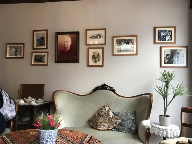 Hotels near Ten Boom Museum