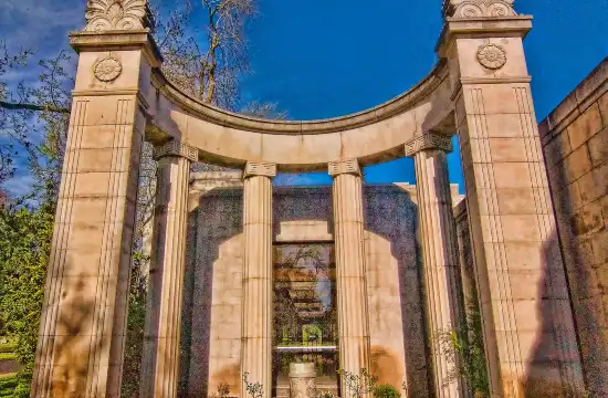 Hotels near Piedmont Funeral Services and Mountain View Cemetery