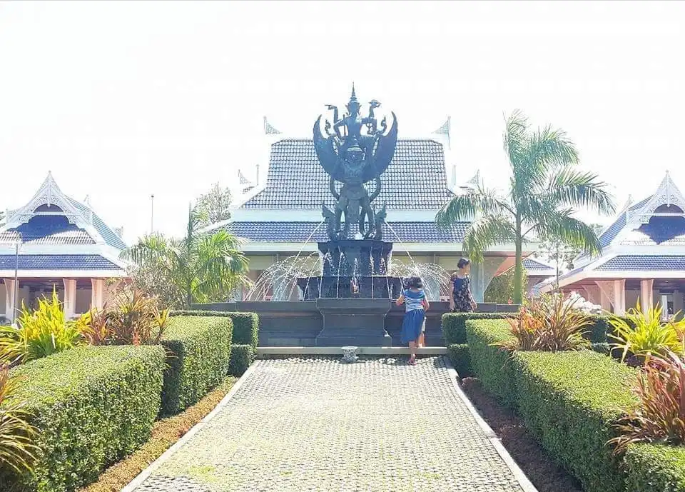 Hotels near Museum Honouring the King for the Development of Pak Phanang