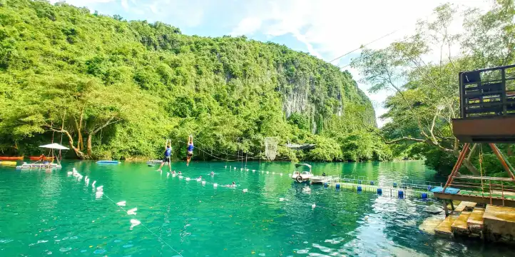Hang Toi （Dark Cave）附近的飯店