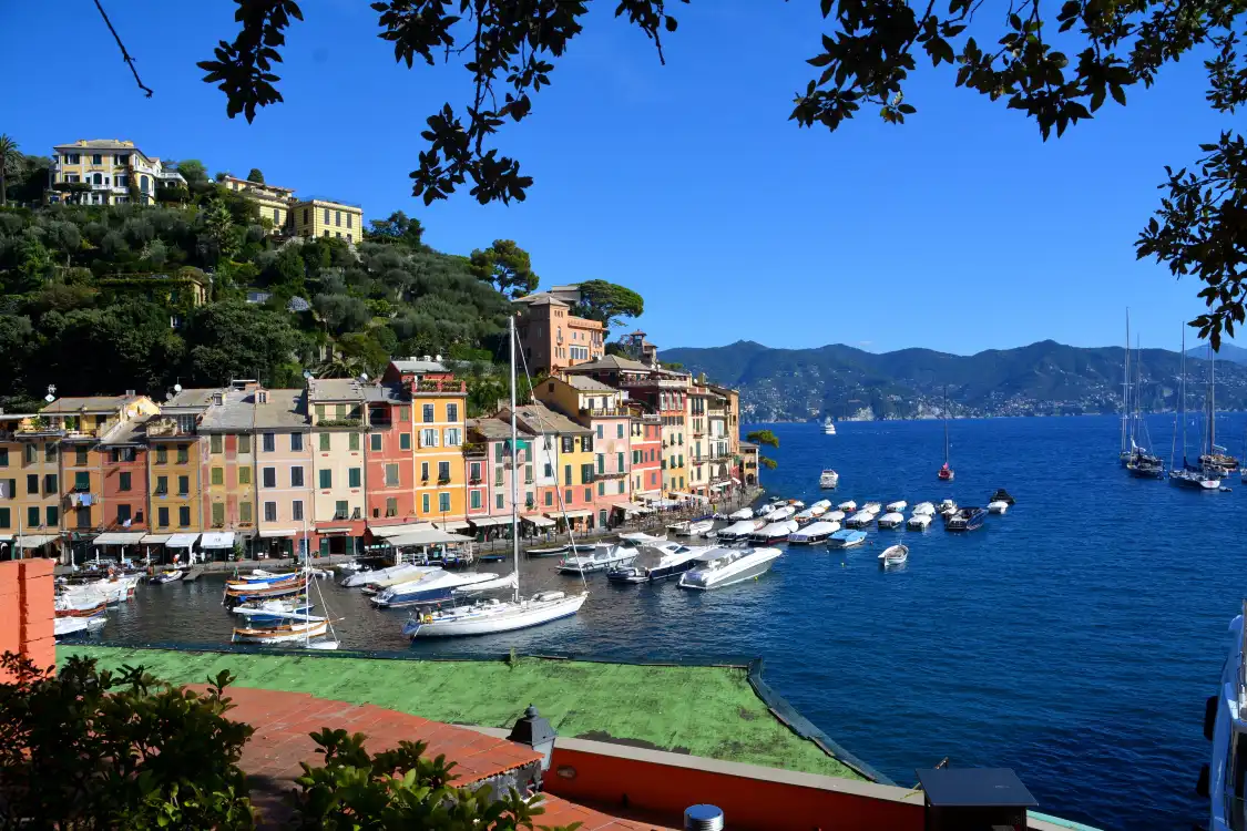Hotels near Piazza Martiri Dell'Olivetta
