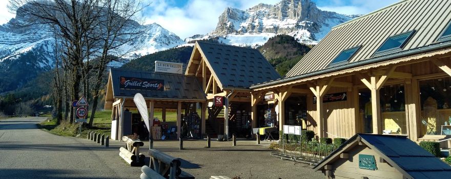 Skiset Grillet Sports