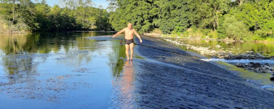 Camping municipal entre les deux ponts