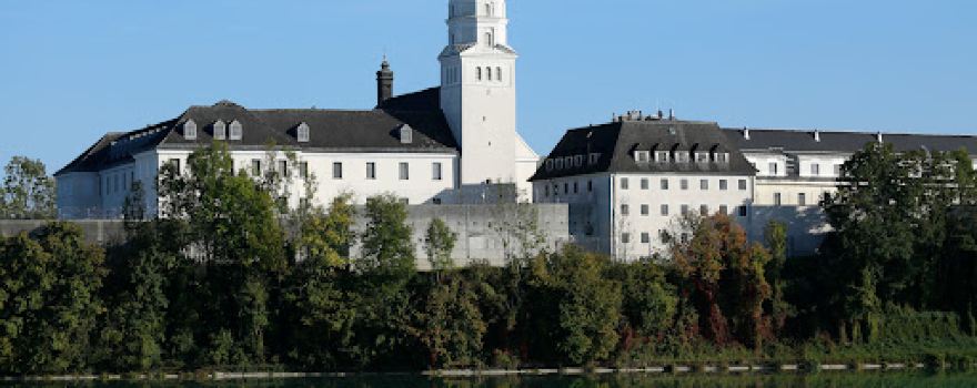 Bücherei d. Justizanstalt Suben