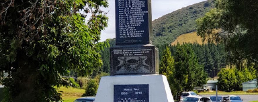 Clinton War Memorial New Zealand