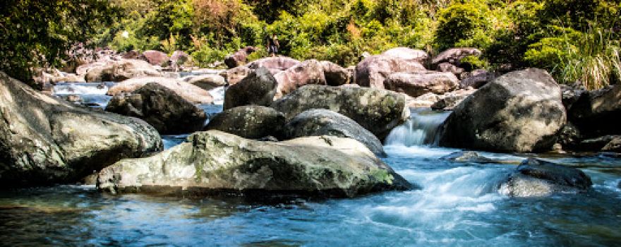Khe Van Waterfall