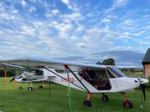 Byecross Farm Campsite & Airstrip GB-0509