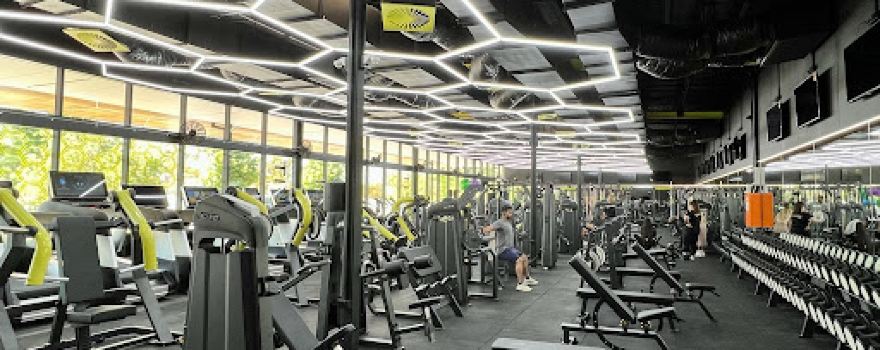 XO FIT 24/7 BRABHAM 2.0 - MEGAGYM | SAUNA | BOXING