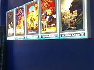 Supercines