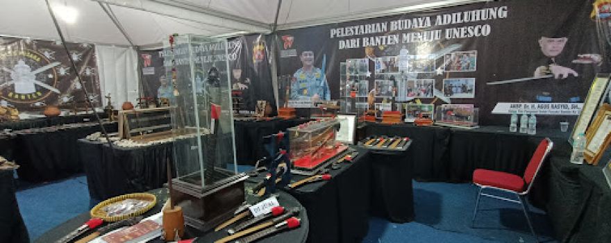Golok Ciomas