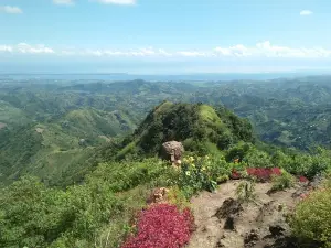 Road to Mayana Peak