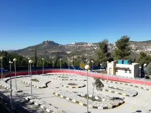القرية الحضرية URBAN VILLAGE