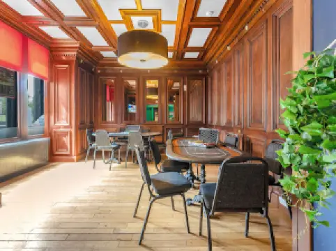 The Ball Room Sports Bar (Perth) - Pool, Snooker & Darts Hall