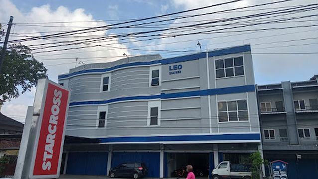 Leo Billiard center