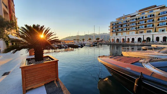 Mega Yacht Marina - Porto Montenegro