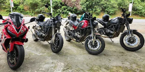 Quán nước chân tam đảo