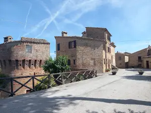 La Grotta Di Loretello
