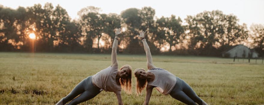 Yoga mit den Twins
