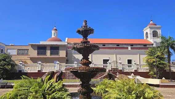 Plaza Pública de Fajardo Antonio R. Barceló