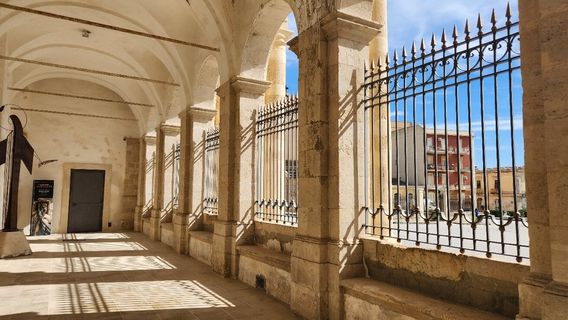 Basilica of Saint Lucia 'al Sepolcro'