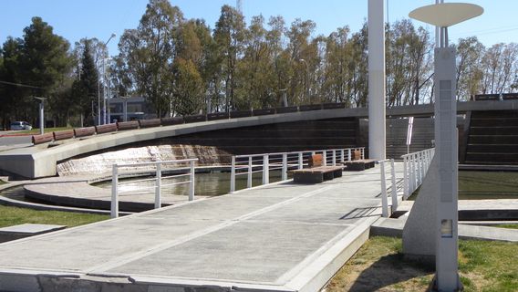 Plaza De Las Banderas