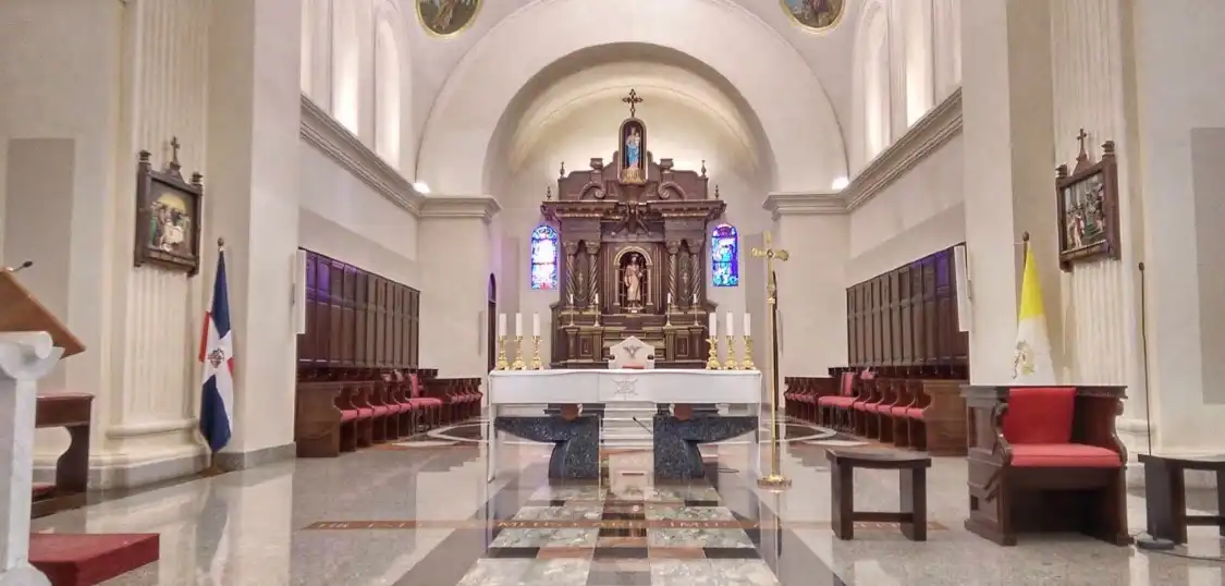 Hotels near Santiago Apostol Cathedral