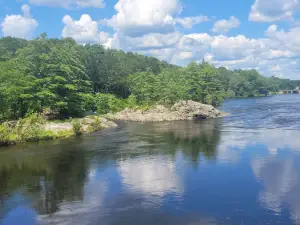 Androscoggin Swinging Bridge