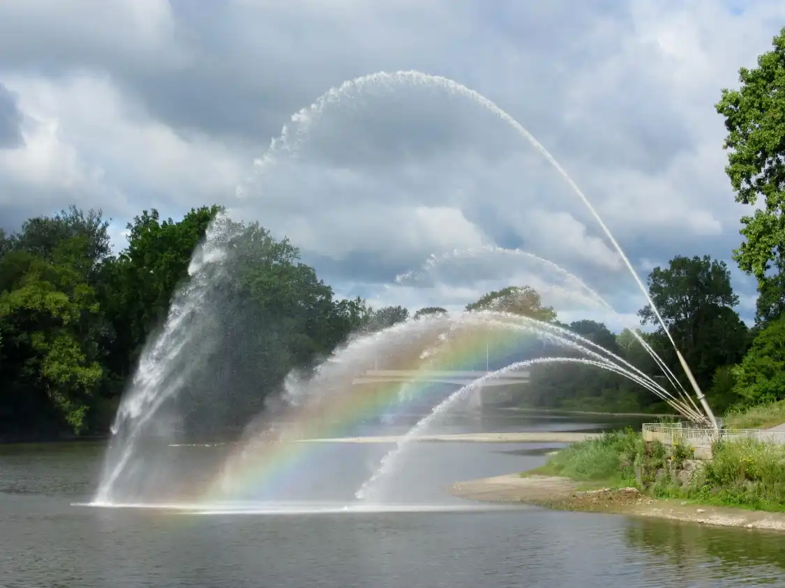 Отели рядом с достопримечательностью «The Walter J. Blackburn Memorial Fountain»