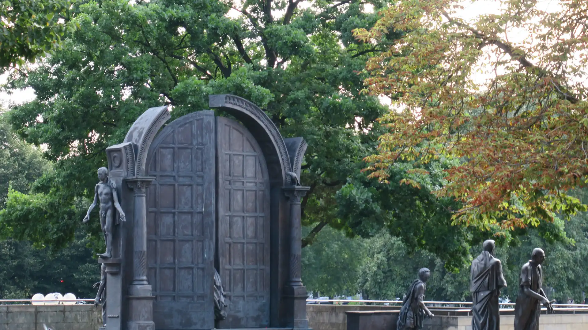 Hotels near Göttingen Seven Monument