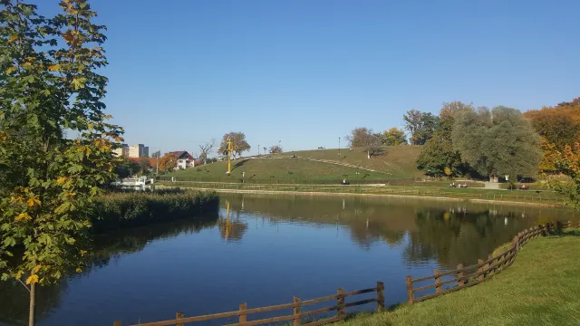 Noua Lake
