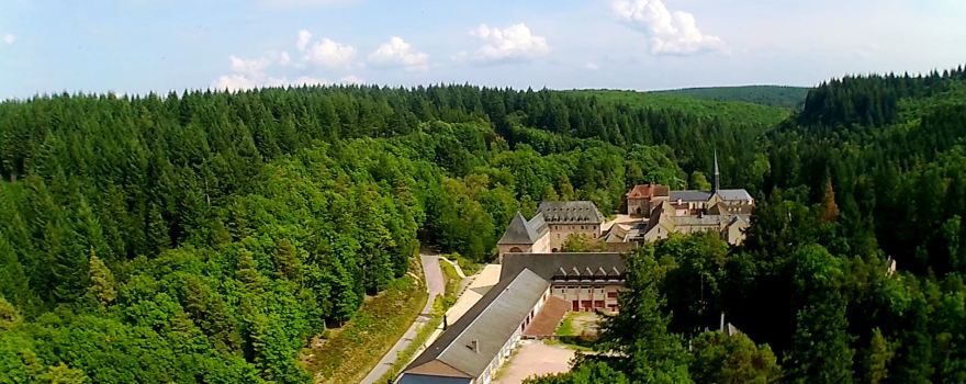 Abbaye Sainte-Marie de la Pierre-qui-Vire
