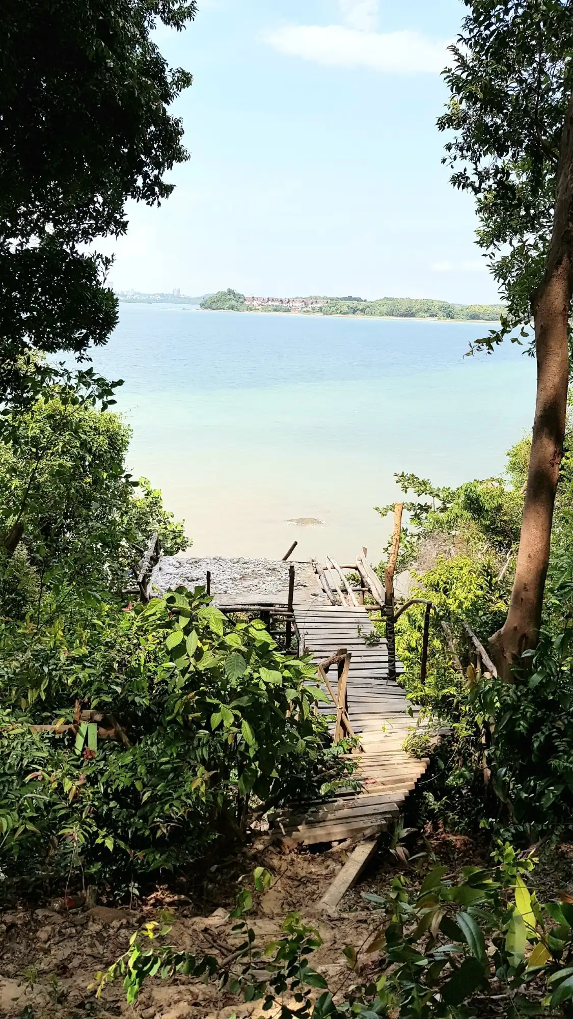 Hotels near Taman Wisata Habibie 1000 Tangga