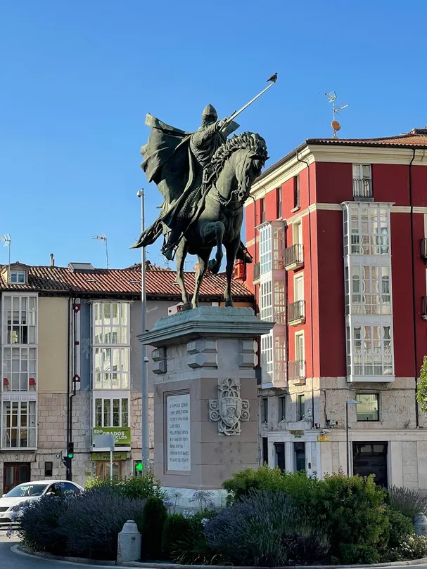 1_Statue of El Cid